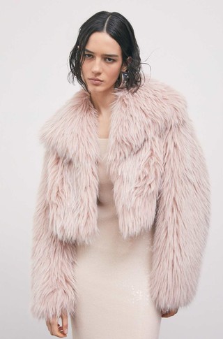 Cropped fluffy jacket