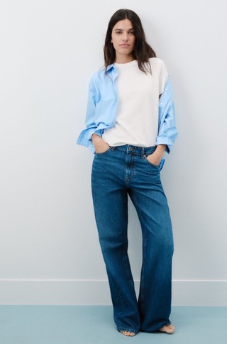 Wide leg mid-rise jeans