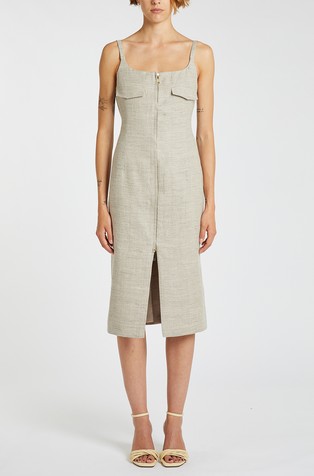 Slim fit lanena obleka z naramnicami