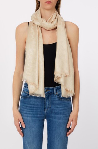 Šal iz viskozne mešanice s svetlečimi vlakni