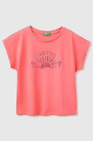 T-shirt with rhinestones