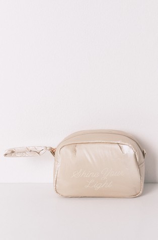 Small puffer vanity case