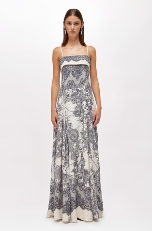 Dolga obleka z vzorcem čipke