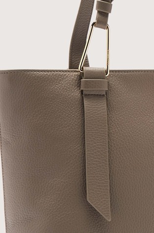 COCCINELLE Malory tote torba iz zrnatega usnja Rjava - Brown 4