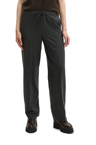 Relaxed trousers with drawstring