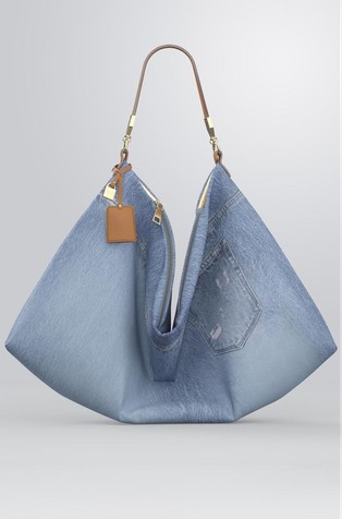 Large printed hobo bag