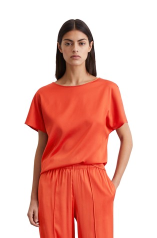 Relaxed fit T-shirt in flowing viscose