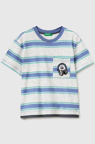 Črtasta majica s prsnim žepom