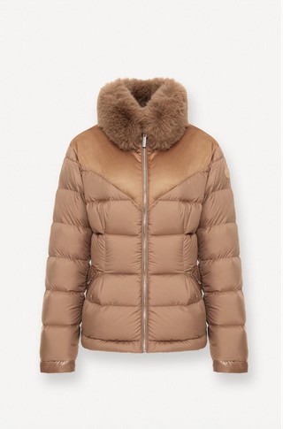 Down jacket in mixed fabrics