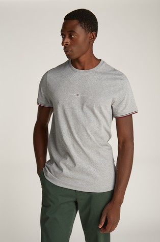 Slim fit majica s črtasto obrobo na rokavih