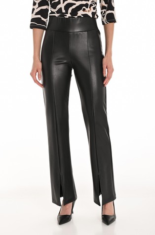 Hlače iz umetnega usnja z razporkom na hlačnicah