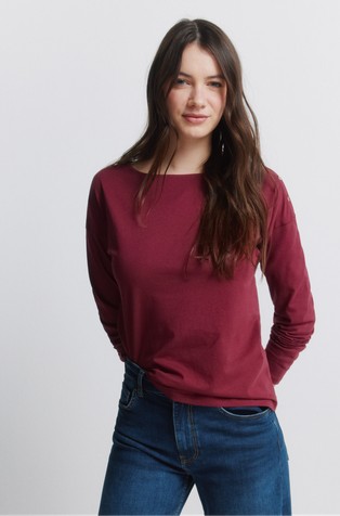 Shoulder button T-shirt