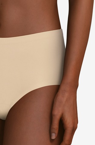 CHANTELLE Plus size SoftStretch Hipster Panties Beige 3