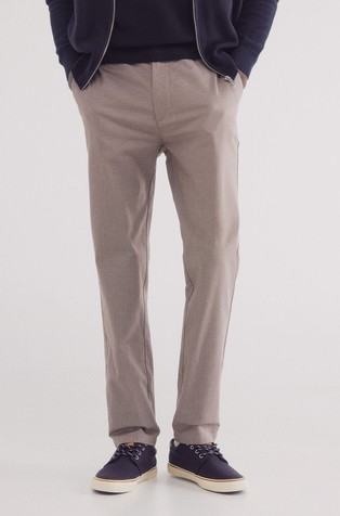 Comfort fit strukturirane chino hlače