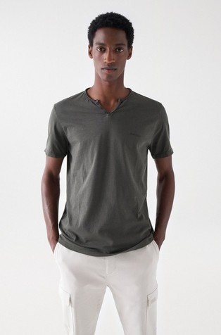 T-shirt with Salsa logo